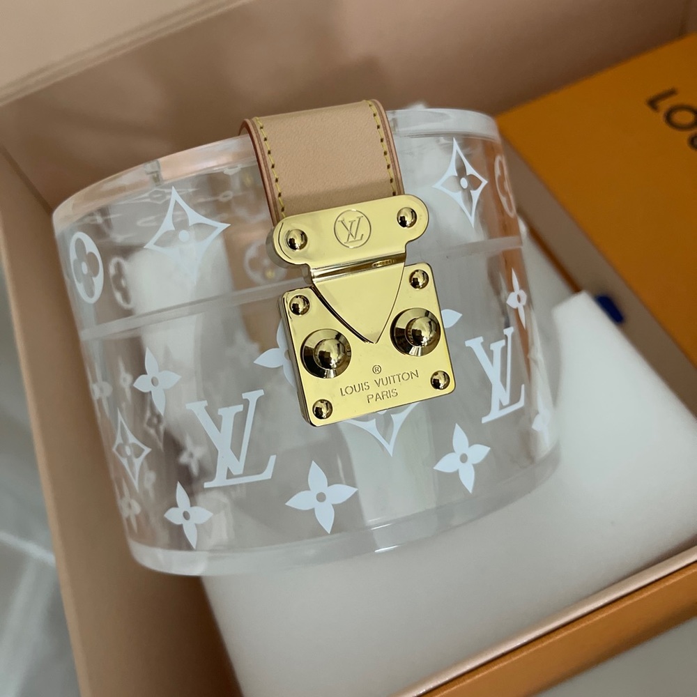 Louis Vuitton Box Scott SOLD‼️‼️